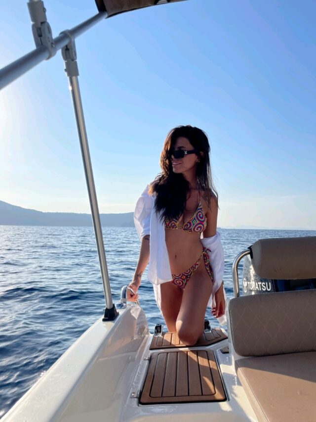 Santorini Rent a Boat