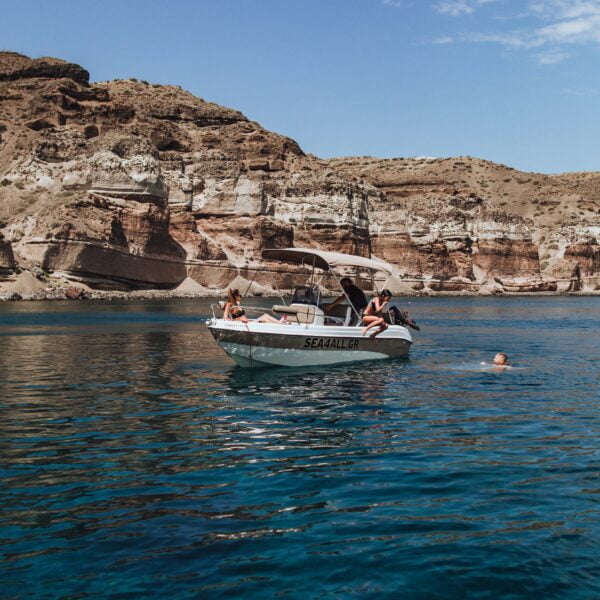 Santorini rent a boat with or without license Sea4all